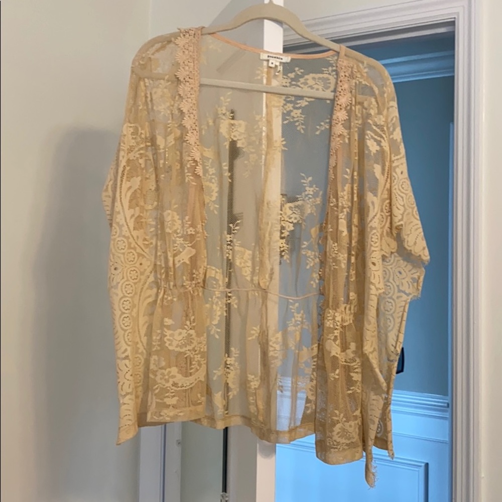 Lace kimono